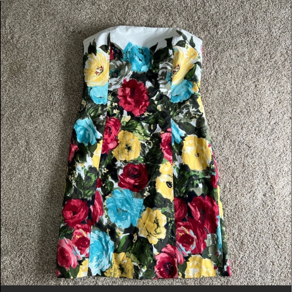 Ann Taylor Loft Strapless/or with straps dress!  Gorgeous! Size 4.  Lined!